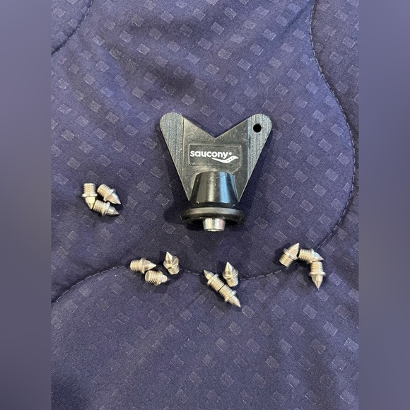 Gently Used Womens Track Running Shoes with Spikes Siz 9.5 Saucony Endorphin MD3 - Picture 6 of 10